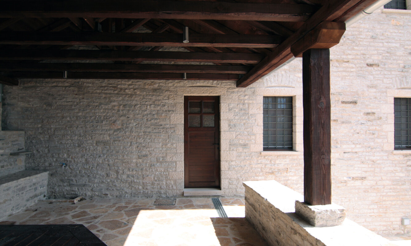 Επισκευή κατοικίας στο Καπέσοβο Ζαγορίου